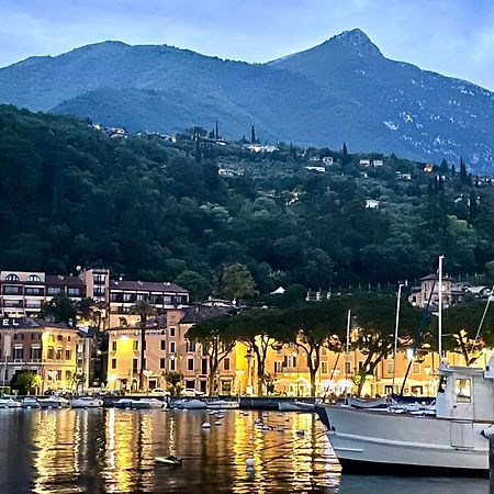Casa Dolce Vita, Seeblick Toscolano Maderno Eksteriør bilde
