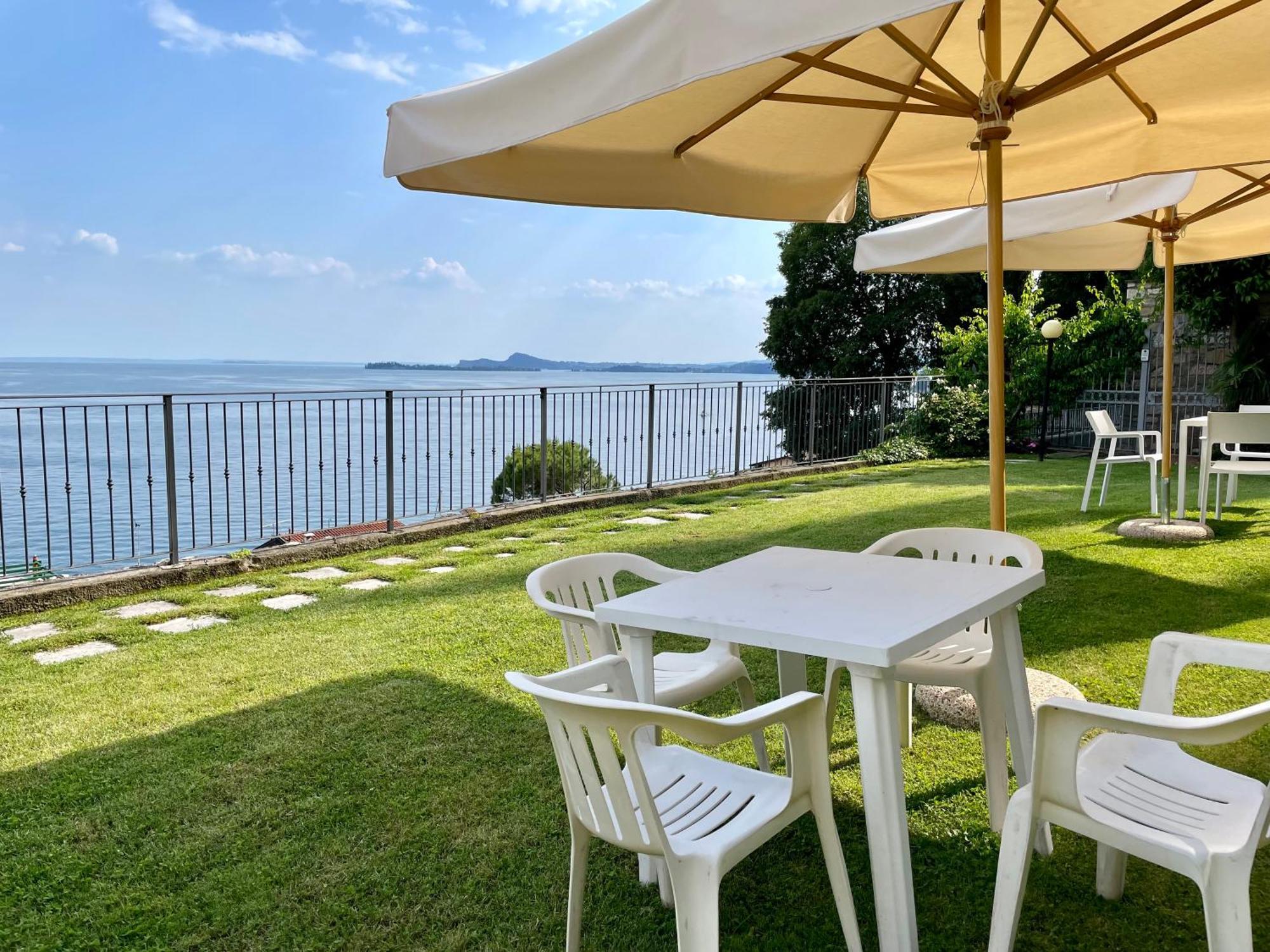Casa Dolce Vita, Seeblick Toscolano Maderno Eksteriør bilde